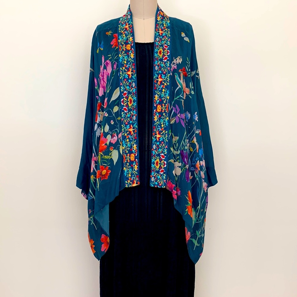 JOHNNY WAS Rayon Bird Floral Embroidered Luxe Kimono Sz M